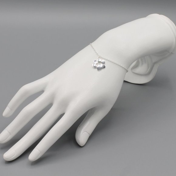 Silver tone dog cat paw animal dainty bracelet - Picture 3 of 6